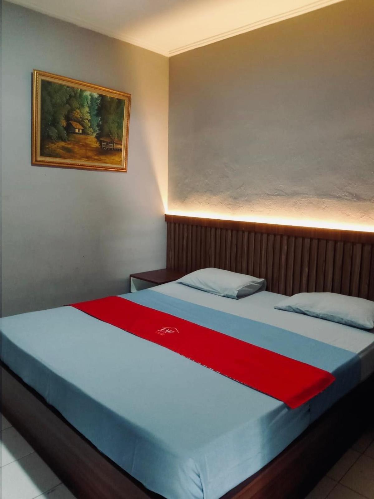 Tw Penginapan Cianjur Eksteriør bilde